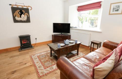 Gayle House | Bridge House