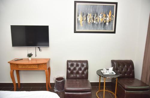 Muzaffarabad Hotel | Bridge Residency Comfortable Stay,309