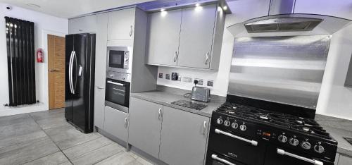 MacMerry House | Bridge St Guest House - Rooms Only