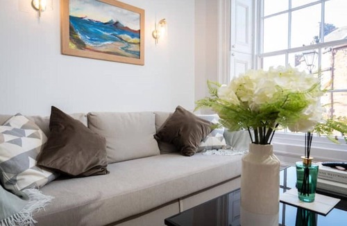 Annan Apartment | Bridge View