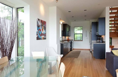 Hood River Condo | Bridge View Loft - Modern, Amazing Views, Walk to Downtown