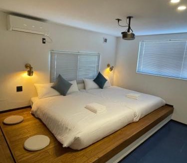Takagi Hostel | Bridge33 CAFE AND HOSTEL