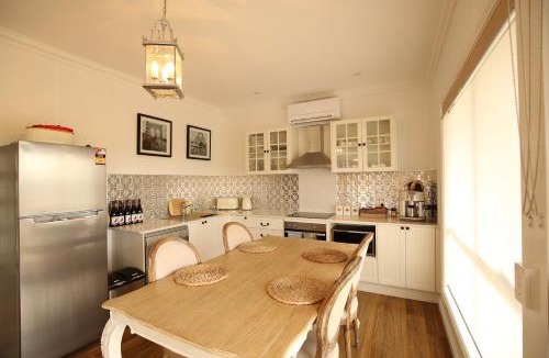 Richmond Villa | Bridgecroft Villa