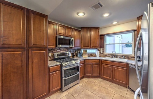 Highland Hills House | Brigadier - Henderson 4BR Pool Furnished Rental