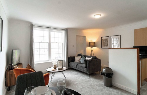 Whitehaven Apartment | Bright 1 Bed Whitehaven Apartment - Harbour Views