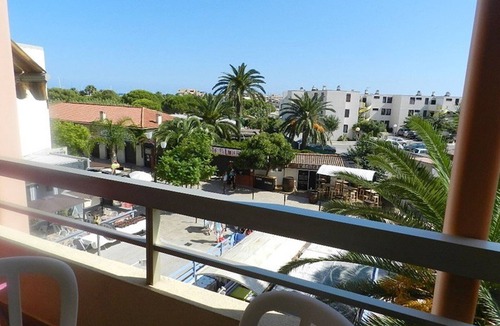 La Faviere Apartment | Bright 1BR Apartment, 4 Sleeps, Near Beach & Shops, Private Parking, Terrace - Bormes-les-Mimosas