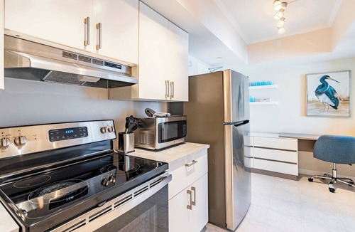 South Patrick Shores Apartment | Bright 2-Bed Beach Condo w/Oceanfront Balcony