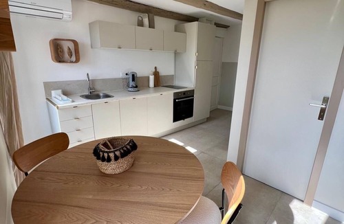 Callian Apartment | Bright 2-room apartment with breathtaking view 10 minutes from Lake Saint Cassien