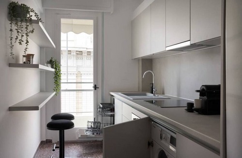 Mousio Apartment | Bright 2bd Apt-Archeological Museum