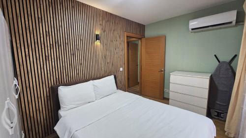 Harbiye Apartment | Bright 2BR Home in Central Istanbul