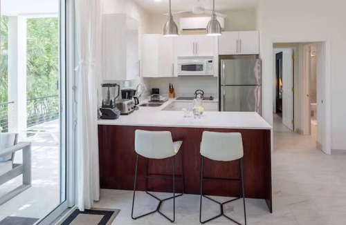 Long Bay House | Bright 2BR Ocean View Villa w/Private Hot Tub and SUV - Wyakha Duplex 1 & 2
