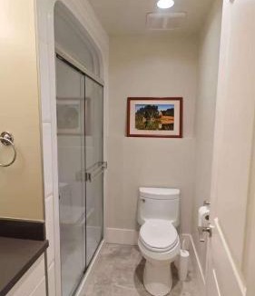 Burnaby Villa | Bright 3-Bedroom Basement Suite with Separate Entrance