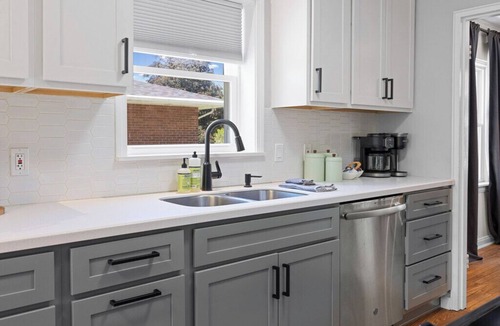 West Lafayette House | Bright 3-bedroom bungalow 1.3 miles from Ross-Ade
