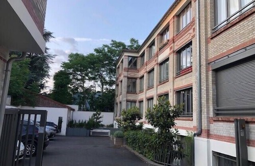 Asnieres-sur-Seine Apartment | Bright accommodation in Asnières-sur-Seine
