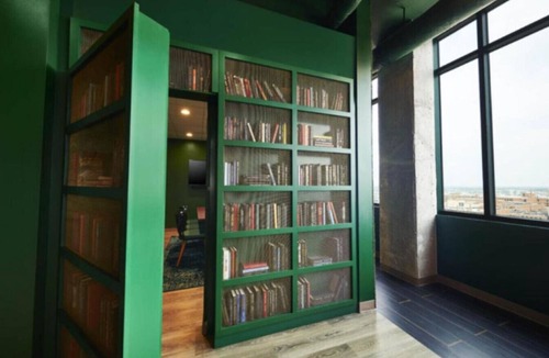 Five Points South Apartment | Bright + Airy Studio | Perfect City Escape 7