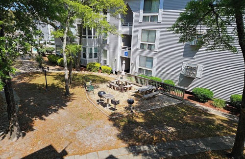 Myrtle Beach Apartment | Bright and Beachy 2BR/2BA Condo at the Arcadian Dunes 10-238, Bright and Beachy 2BR/2BA Condo at the