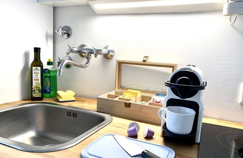 Bleich und Pfarrle Apartment | Bright and Comfortable 1BR Flat in Augsburg