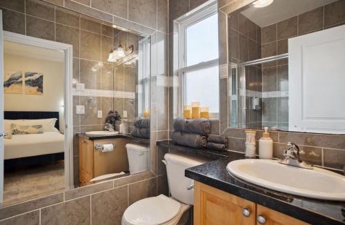 Sunset House | Bright and Comfy 4BR Home Ideal for Families