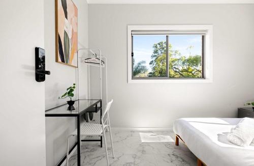 Ryde House | Bright and Cozy Courtyard Double Room - Near Top Ryde City Shared Amenities
