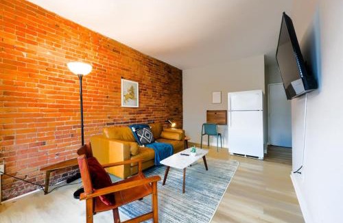Prudential - St. Botolph Apartment | Bright and Cozy Studio Apartment