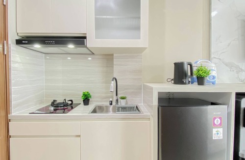 Kedungmanggu Apartment | Bright And Cozy Studio At Royal Sentul Park Apartment