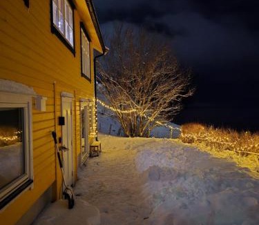 Hammerfest Apartment | Bright and modern apartment with beautiful view