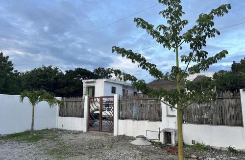 Majahual House | Bright and Modern House near Beach