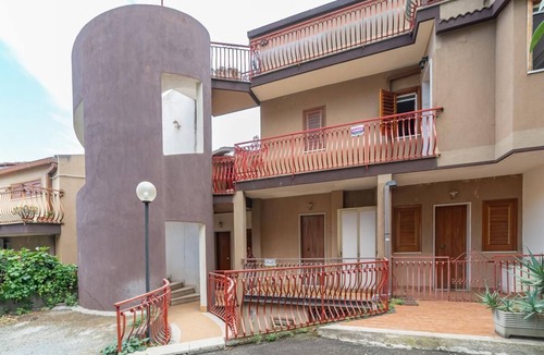 Letojanni Apartment | Bright and Panoramic Two-Room Apartment