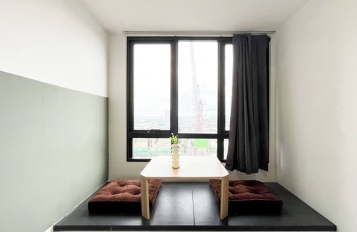 Panunggangan Utara Apartment | Bright And Relaxing 2Br At Collins Boulevard Apartment