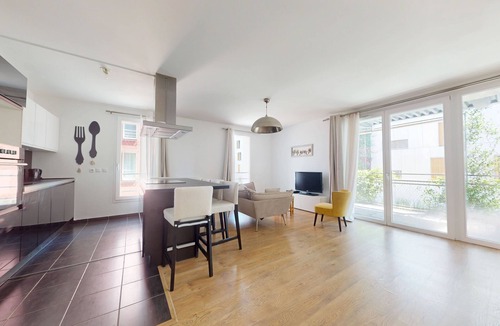 L'Ile-Saint-Denis Apartment | Bright and spacious apartment near Paris
