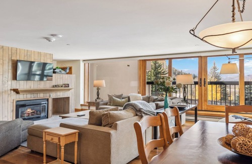 Vail Condo | Bright and Spacious 2BR A/C Fireplace & Stunning Beaver Creek Mountain Views