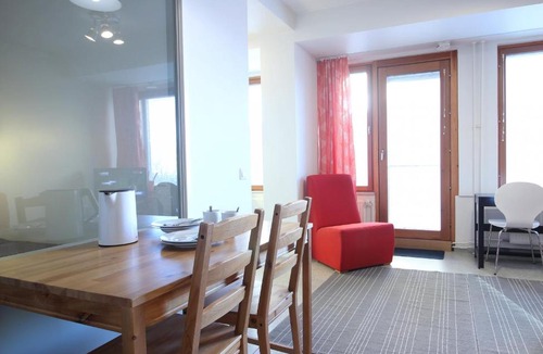 Hietalahti Apartment | Bright and spacious studio apartment in Kamppi, Helsinki (ID 9095)