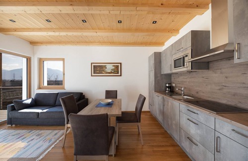 Andriano Apartment | Bright Apartment "1 Weger" with Panoramic Mountain View, Wi-Fi & Balcony