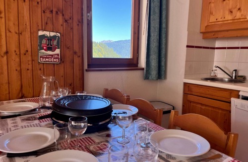 Les Esserts Apartment | Bright apartment at the foot of the slopes with direct access to Grand Massif