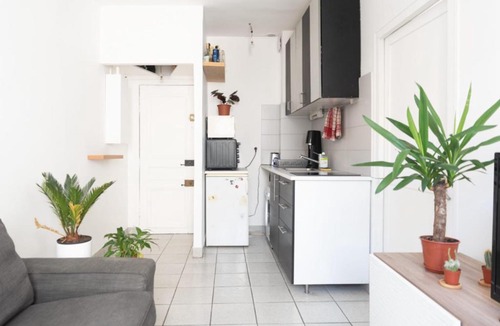 Belleville Apartment | Bright apartment close to the BUTTES CHAUMONT