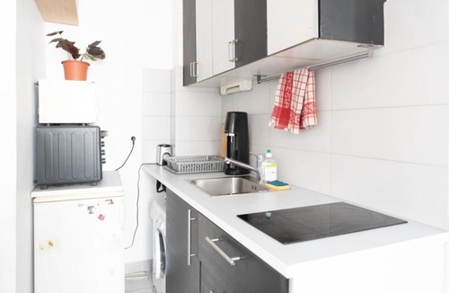Belleville Apartment | Bright apartment close to the BUTTES CHAUMONT