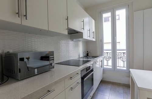 Quartier de la Salpetriere Apartment | Bright apartment for 4