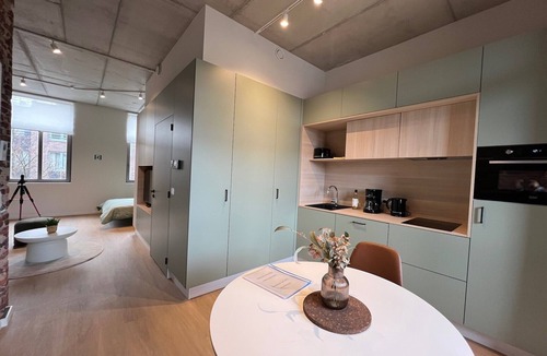 Bree Apartment | Bright apartment in Bree with terrace