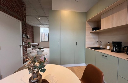 Bree Apartment | Bright apartment in Bree with terrace