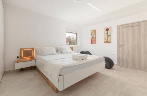 Koper Apartment | Bright Apartment
