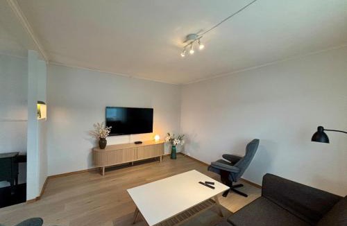 Molde Apartment | Bright apartment with a view by the sea