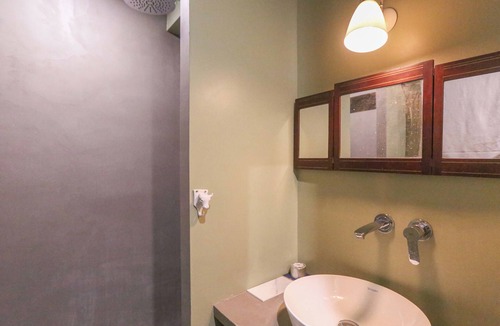 Parc-de-Montsouris Apartment | Bright apartment with balcony