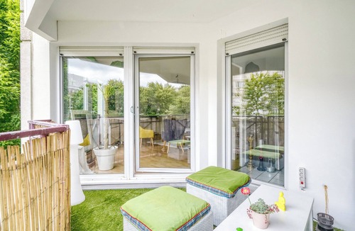 Saint Augustin Apartment | Bright apartment with private parking in Bordeaux