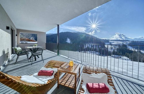 Avelengo Apartment | Bright Apartment with 2 Bedrooms & Mountain Views – Montes