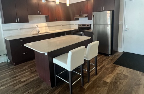 Southwest Calgary House | Bright & Beautiful 1 Bedroom with POOL