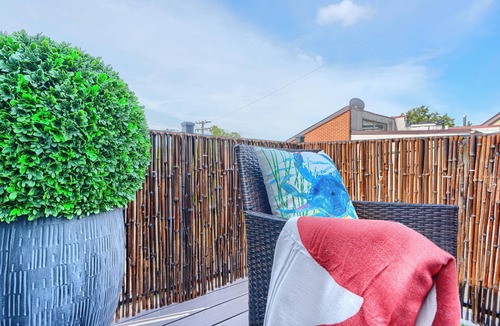 Downtown Baltimore House | Bright & Beautiful 4BR Home + Parking, Walk to Harbor & Stadiums