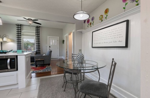 Springfield House | Bright & Beautiful Turn-of-the-Century Modern Home