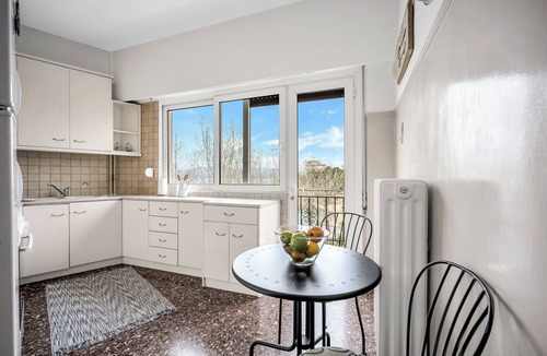 Khalkis Apartment | Bright Central Apartment with Splendid sea view!