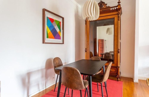 Sao Jose Apartment | Bright & Central Lisbon Gem | 2 min from Av. Liberdade