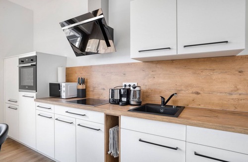 Tiergarten Apartment | Bright, Centrally Located Mitte 2BR near Potsdamer Platz, by Blueground